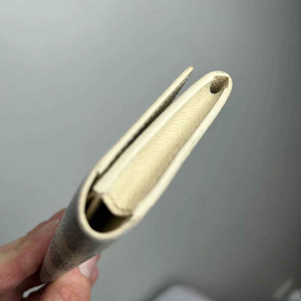 Louis Vuitton Authentic Card Holder - Picture 15 of 15